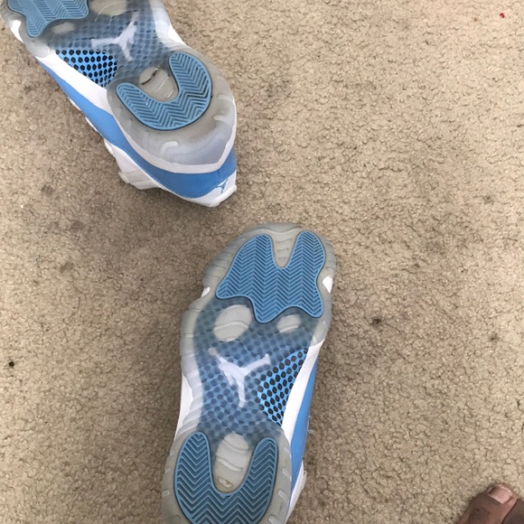 Air Jordan 11s - Picture 3 of 6